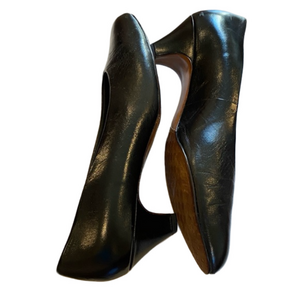 EUC Vintage Natural Sport Leather Black Almond Toe Pump